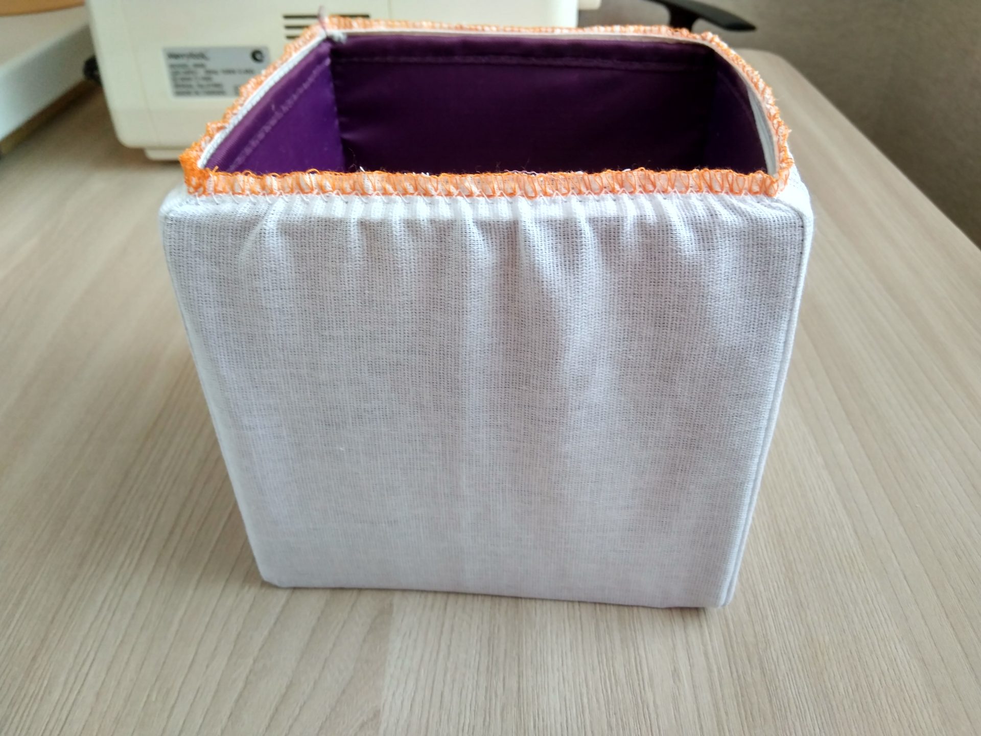 Коробка для хранения обшитая тканью